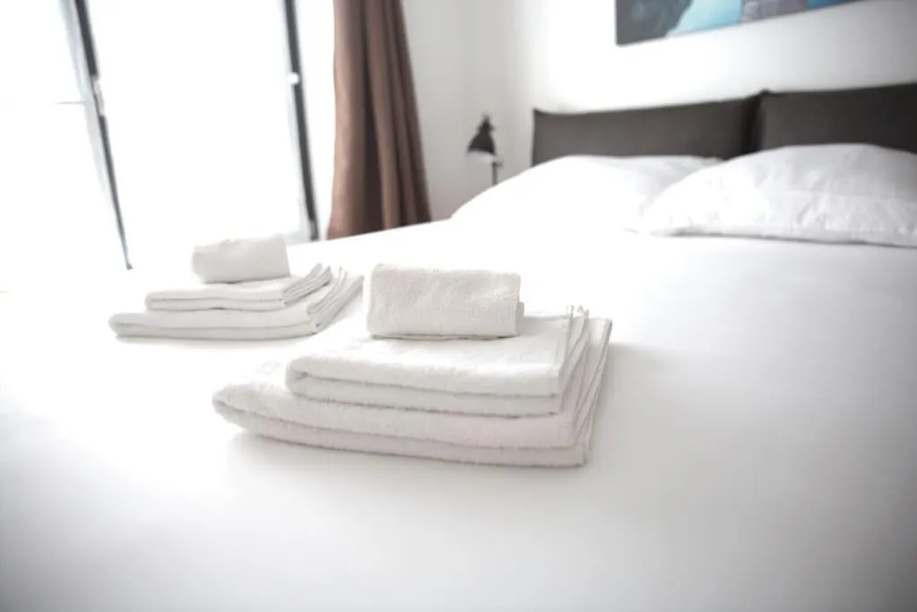 Mertert Beautiful Design 2 Bedroom Loft 0*,