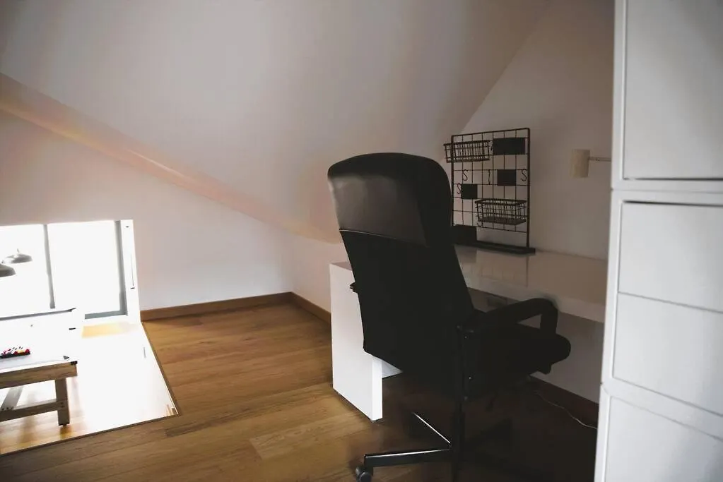 Mertert Beautiful Design 2 Bedroom Loft 0*,