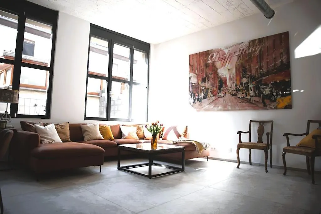 Mertert Beautiful Design 2 Bedroom Loft דירה